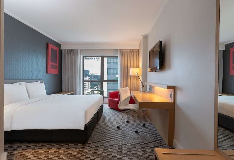 Номер Стандарт, Radisson Blu Gautrain Hotel, Sandton Johannesburg