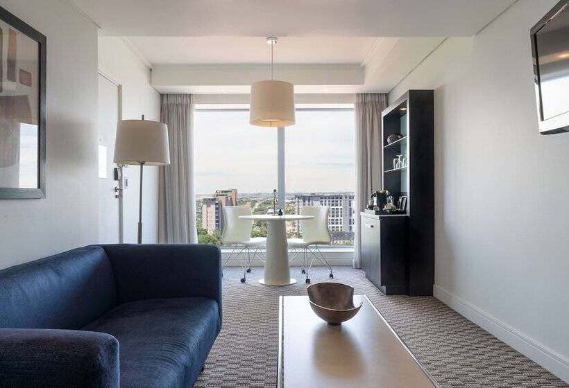 Полулюкс, Radisson Blu Gautrain Hotel, Sandton Johannesburg