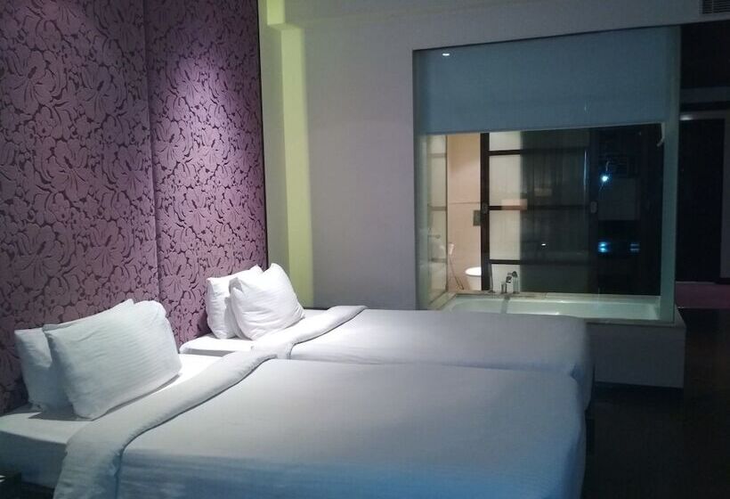 带大床的豪华间, Royal Orchid Jaipur, Tonk Road