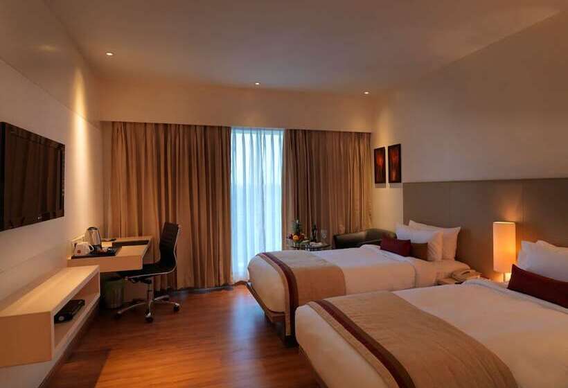 Номер Superior, Spree Shivai Hotel Pimpri