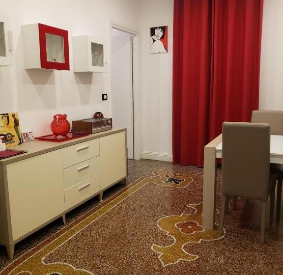 سوییت جونیور لوکس, Varazze Suite Sauna E Hammam