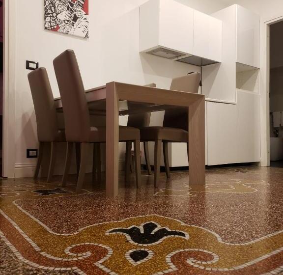 سوییت جونیور لوکس, Varazze Suite Sauna E Hammam