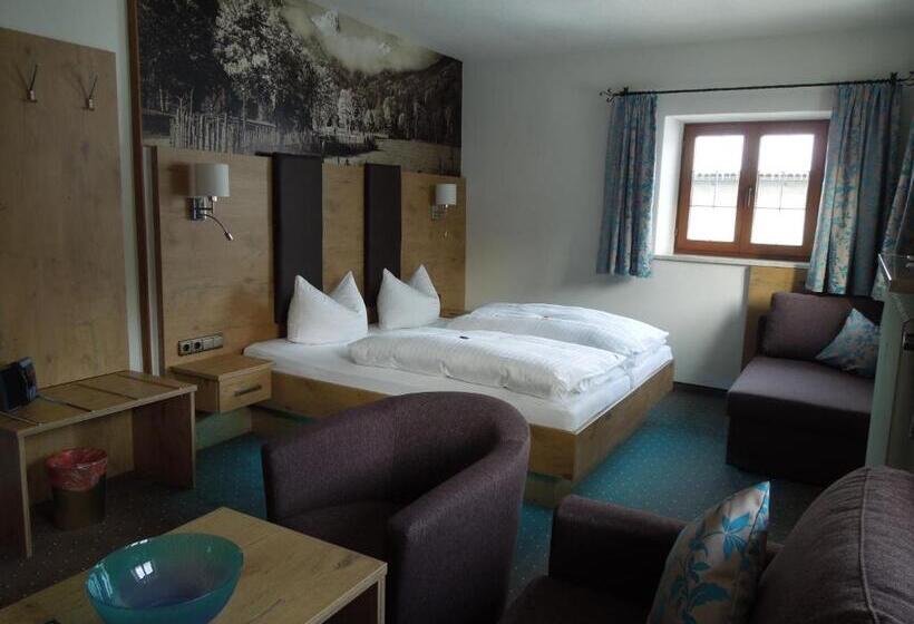 Трехместный Номер Deluxe, Huberhof