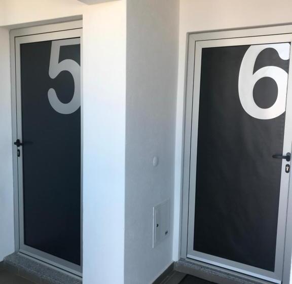 Apartamento 1 Dormitório, Avenida