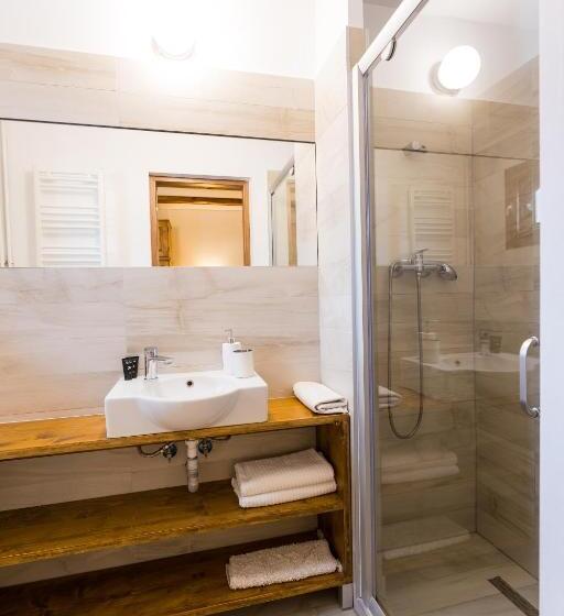 اتاق استاندارد, Montana Resort Colibita
