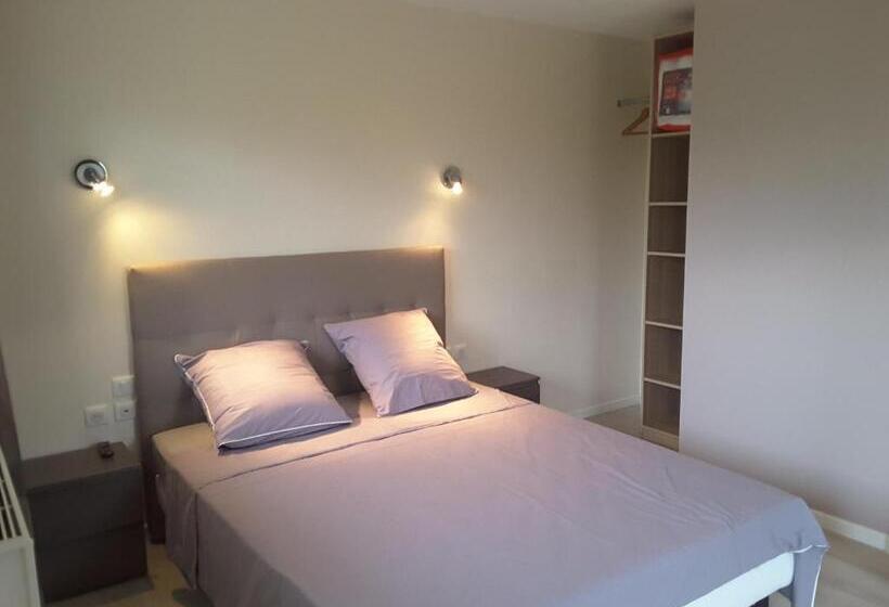اتاق استاندارد با تراس, Villa Vi Lyon Est Chambres D Hôtes