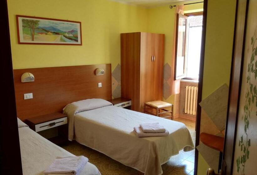 Номер Стандарт, Albergo Al Castello