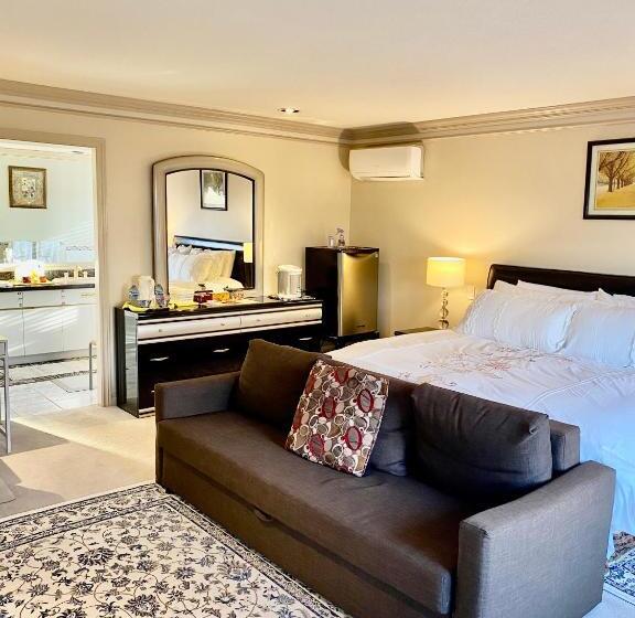 Suite Deluxe Cama King, Jessicahouse Ltd