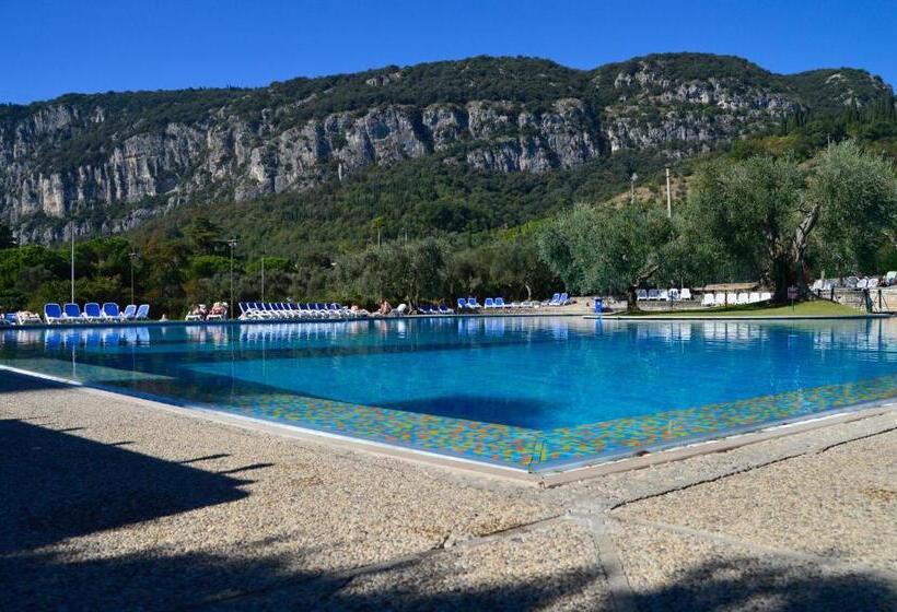 آپارتمان 2 خوابه, Garda Apartments In Euroresidence