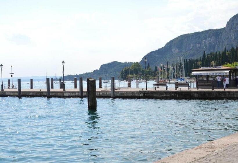 1 Bedroom Apartment Lake View, Garda Apartments In Euroresidence