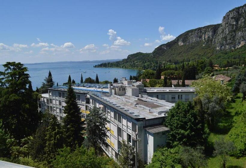 استودیوی استاندارد, Garda Apartments In Euroresidence