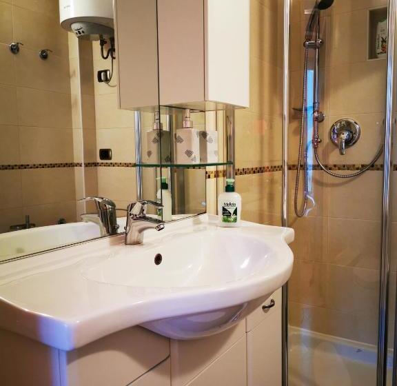 1 Bedroom Apartment Lake View, Garda Apartments In Euroresidence
