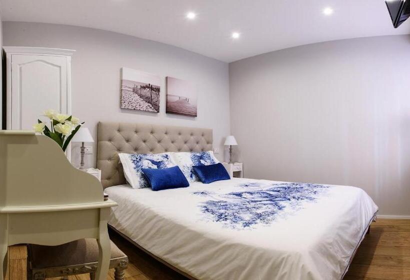 اتاق استاندارد, Lora Center Room