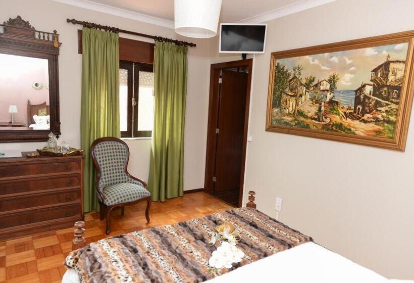 اتاق خانوادگی, Casa Das Andorinhas