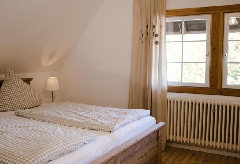 Трехместный Номер Классика, Zur Grossen Tanne