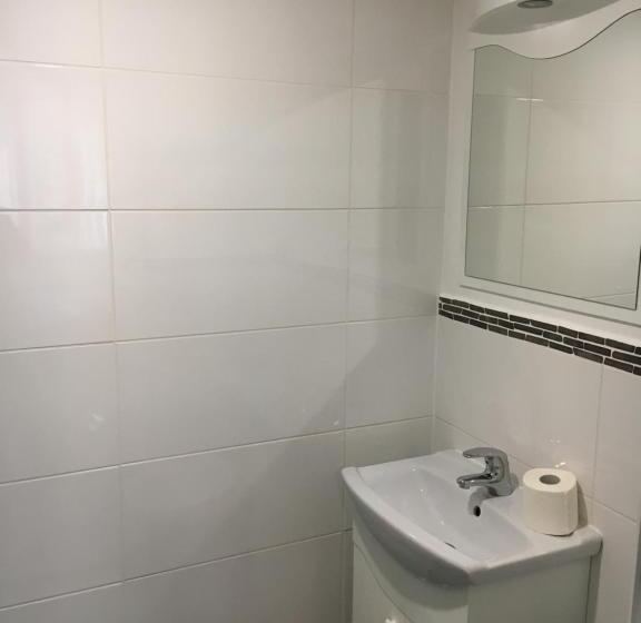 اتاق استاندارد سه نفره, Pension Haus Baron 2 Friedrichsfeld