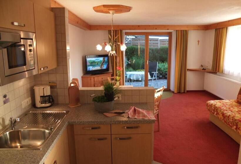 Апартаменты 1 Спальня с Террасой, Das Apartment Rief Daheim Beim Wanderprofi Adults Only
