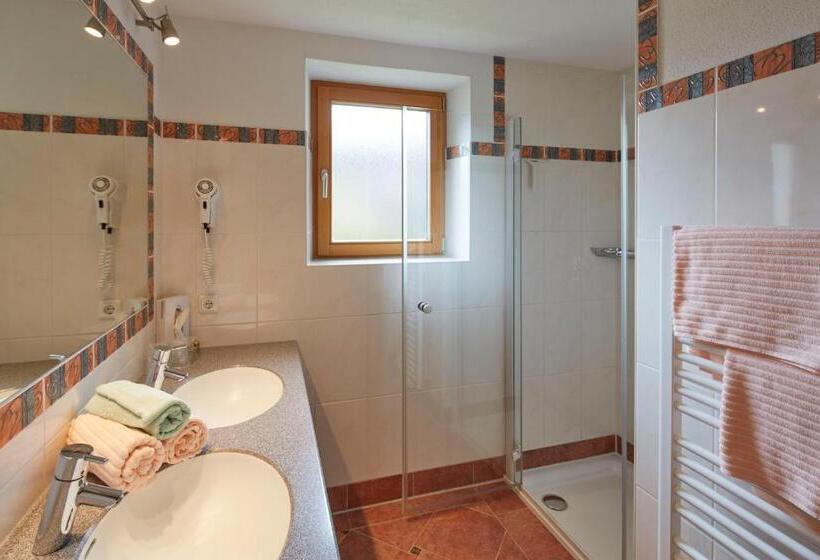 Апартаменты 1 Спальня, Das Apartment Rief Daheim Beim Wanderprofi Adults Only