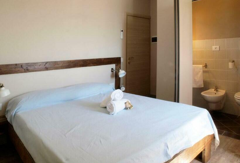 اتاق استاندارد با چشم‌انداز دریاچه, Agriturismo 30