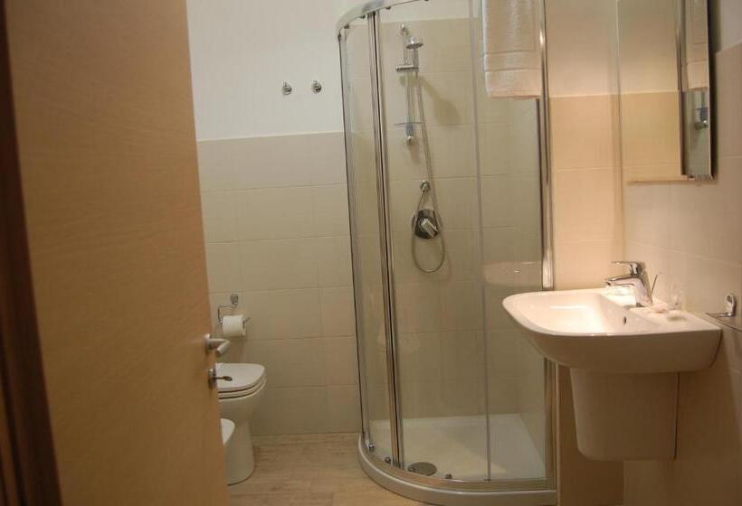 اتاق استاندارد, B&b Del Corso