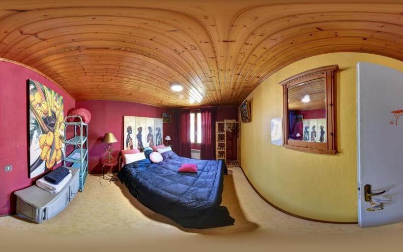 اتاق استاندارد, Chambres Du Petit Bonheur