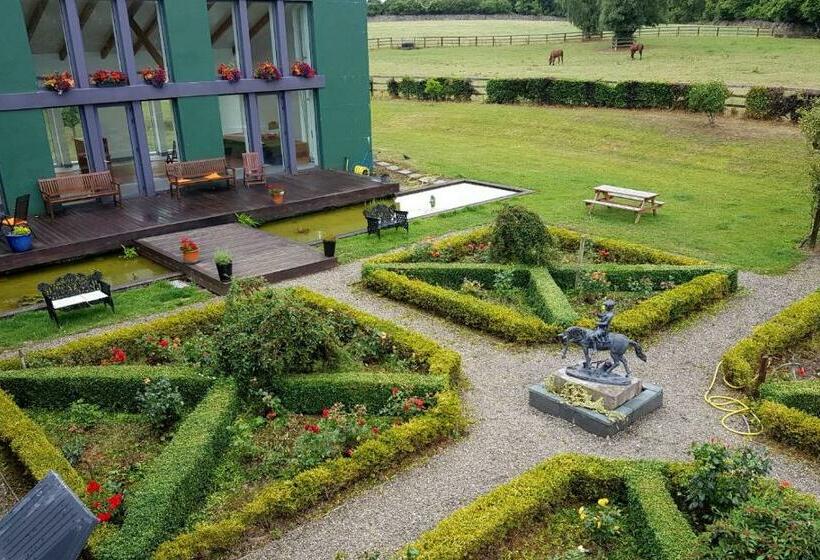 اتاق استاندارد با بالکن, Hazelwood Country House