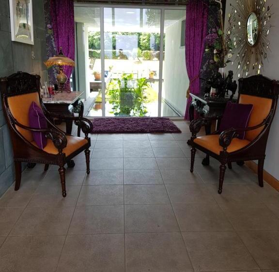اتاق لوکس با بالکن, Hazelwood Country House