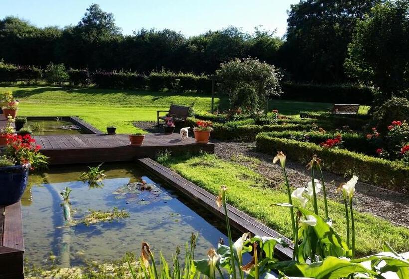 اتاق لوکس, Hazelwood Country House