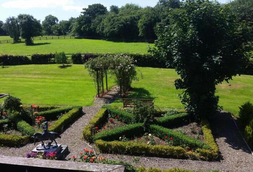 اتاق استاندارد با بالکن, Hazelwood Country House