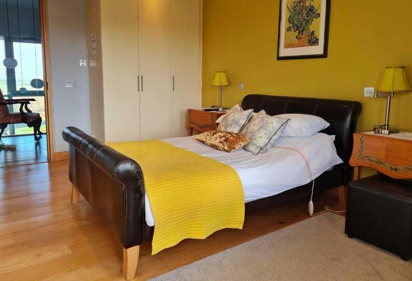 اتاق استاندارد با بالکن, Hazelwood Country House