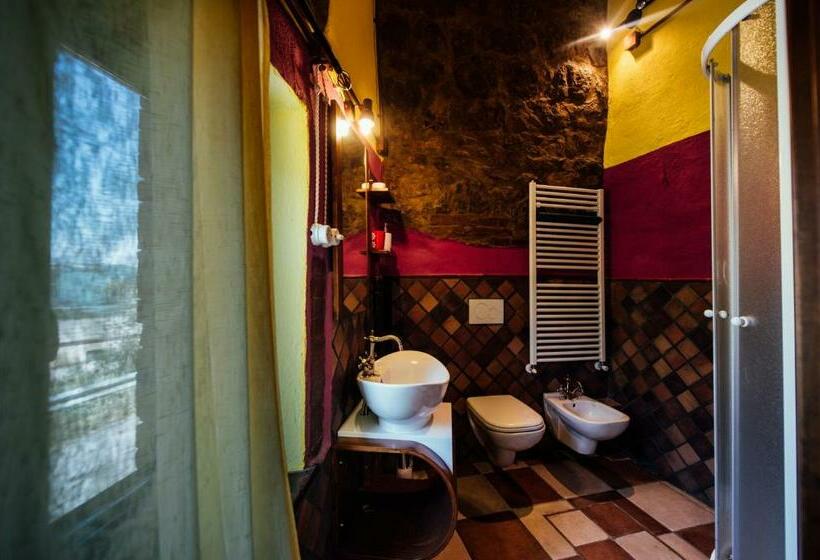 Студия Стандарт, Agriturismo Il Noce
