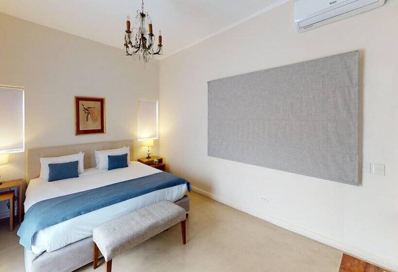 سوییت با چشم‌انداز باغ, Bens L Hôtel Palermo