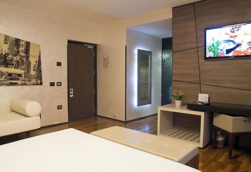 اتاق لوکس, Divina Luxury