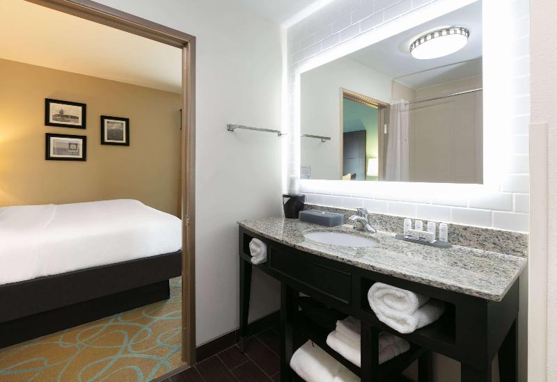 اتاق استاندارد با تخت بزرگ, Crowne Plaza Nanchang Riverside, An Ihg