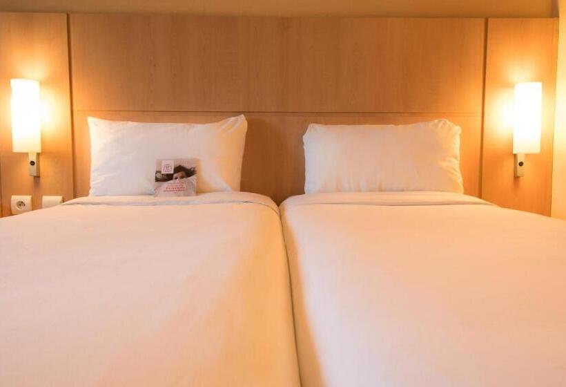 Номер Стандарт, Ibis Constantine
