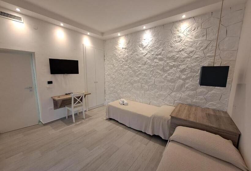 Апартаменты 2 Спальни, Le Roccette Mare Beach Hotel & Restaurant