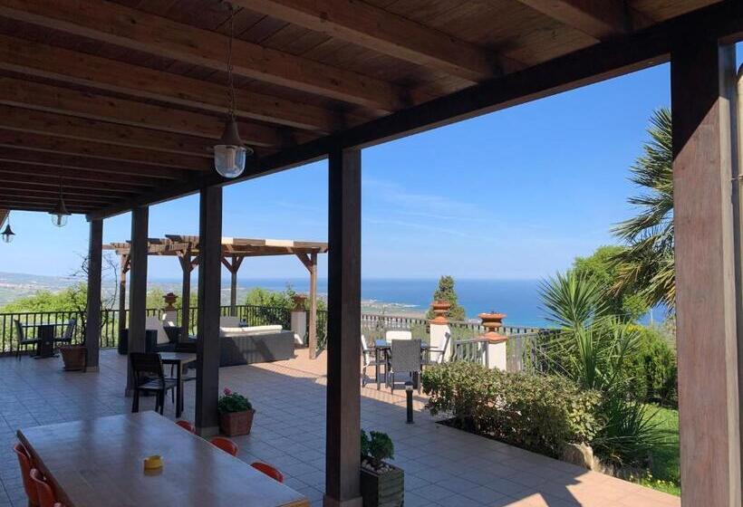 Номер Стандарт Вид на Море, Villa Zufrò