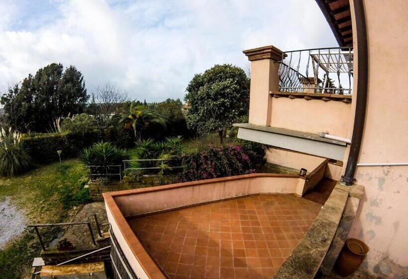 Apartamento 1 Dormitório com Sacada, Villa Enli