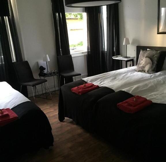 חדר סטנדרט לשלושה, Norrgården I Sandviken