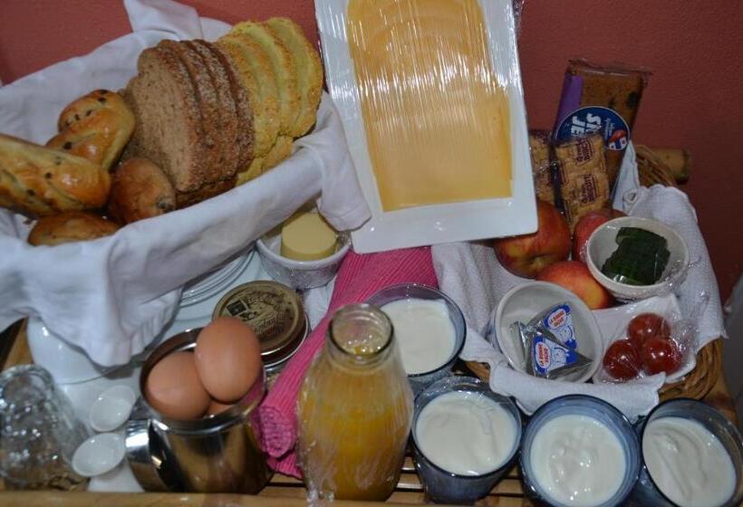 اتاق استاندارد, B&b Macbed Checkin Time 1700 1800 Or Request Before You Book