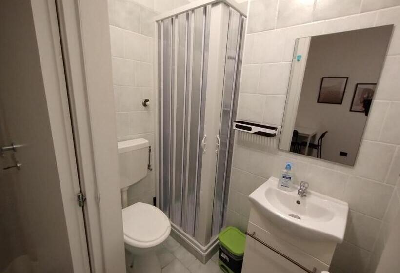 Номер Стандарт с Балконом, Easyroom Schio