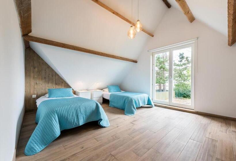 Семейное Студио, B&b Vis à Vis