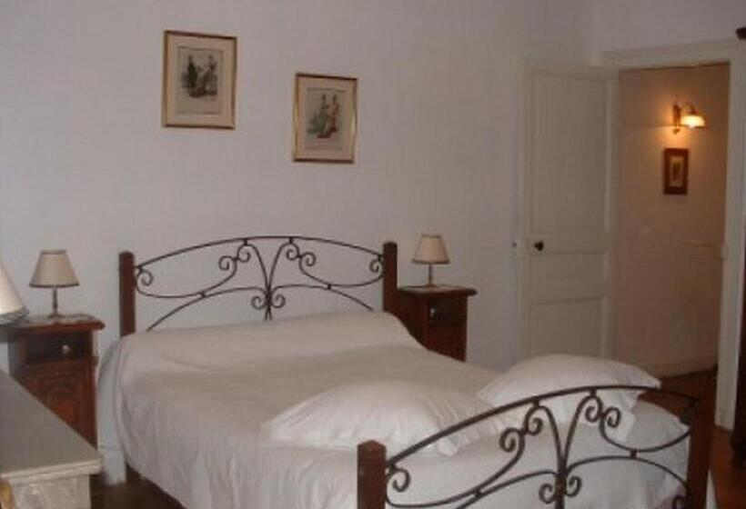 Номер Стандарт, Chambres D Hôtes Le Pont Romain