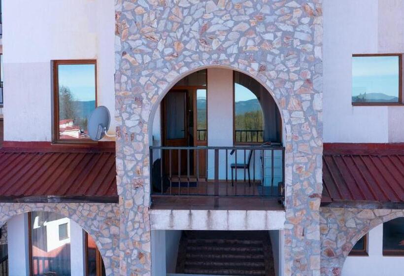 Апартаменты Deluxe 1 Спальня, Zornica Guest House