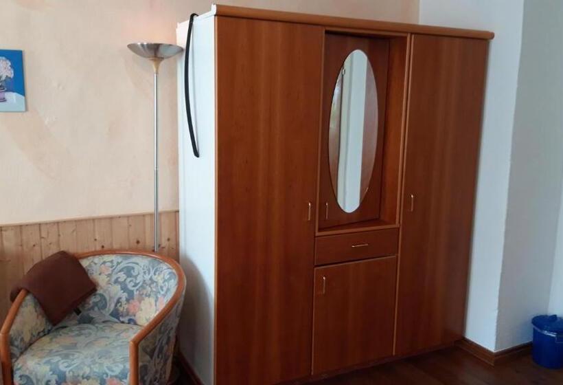 Номер Стандарт, Gasthaus Zehrermühle