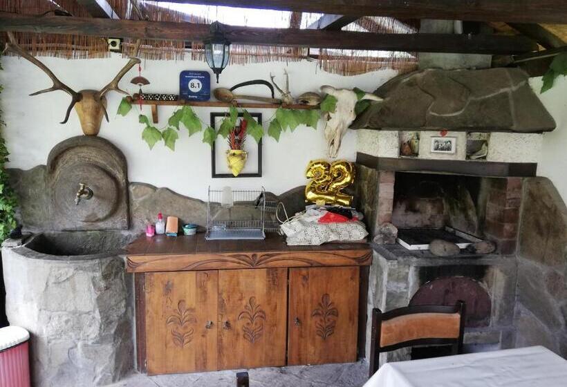 Дом 4 Спальни, Guest House Bojana
