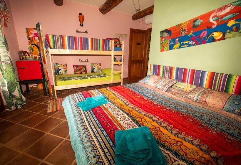 Четырехместный Номер Стандарт Вид на Сад, B&b Naturin   Cascina Colombaro
