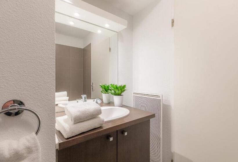 Апартаменты 2 Спальни, Appart City Confort Toulouse Aéroport Cornebarrieu
