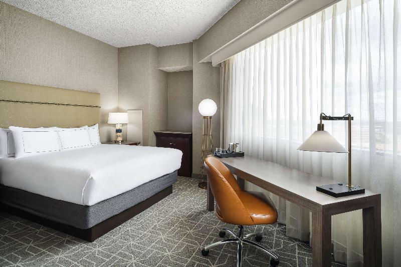 اتاق استاندارد با تخت بزرگ, Hilton Richardson Dallas