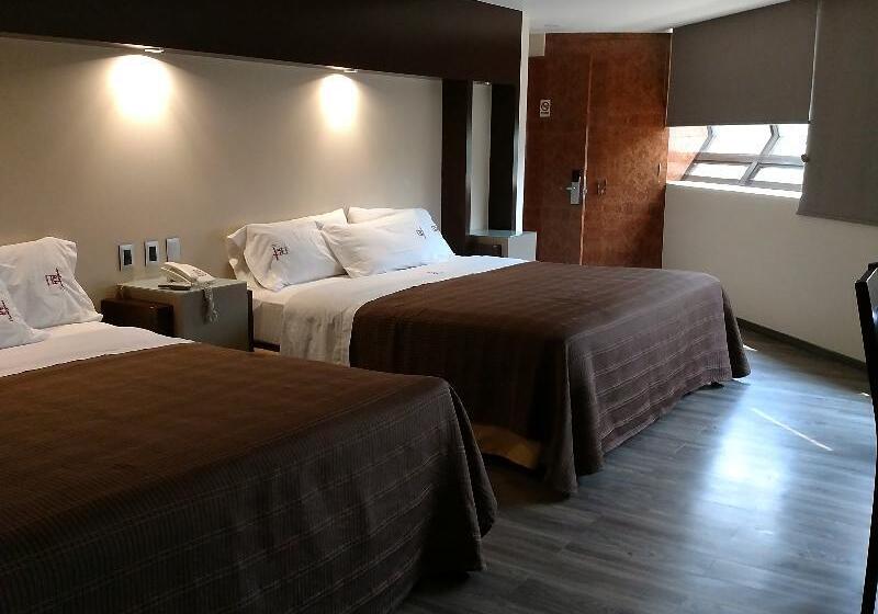 Номер Стандарт Вид на Бассейн, Renovo Des Moines Urbandale,tapestry Collection Hilton